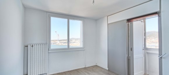 2 Schlafzimmer Wohnung in Toulon, France, Nr. 287853 8