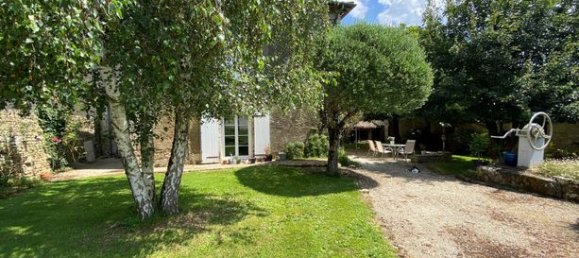 7 bedrooms House in Deux-Sevres, France No. 300723 2