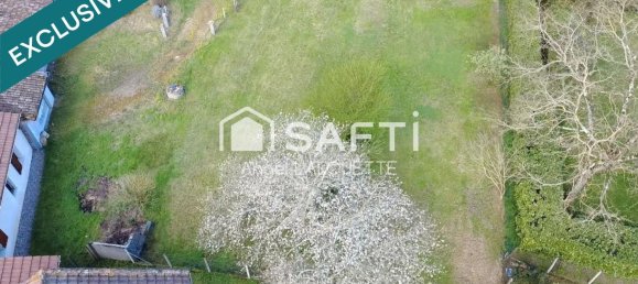 625m² Land in Saint-Pierre-d'Eyraud, France No. 100634 4