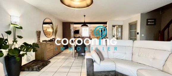 5 bedrooms House in Maine-et-Loire, France No. 315377 8