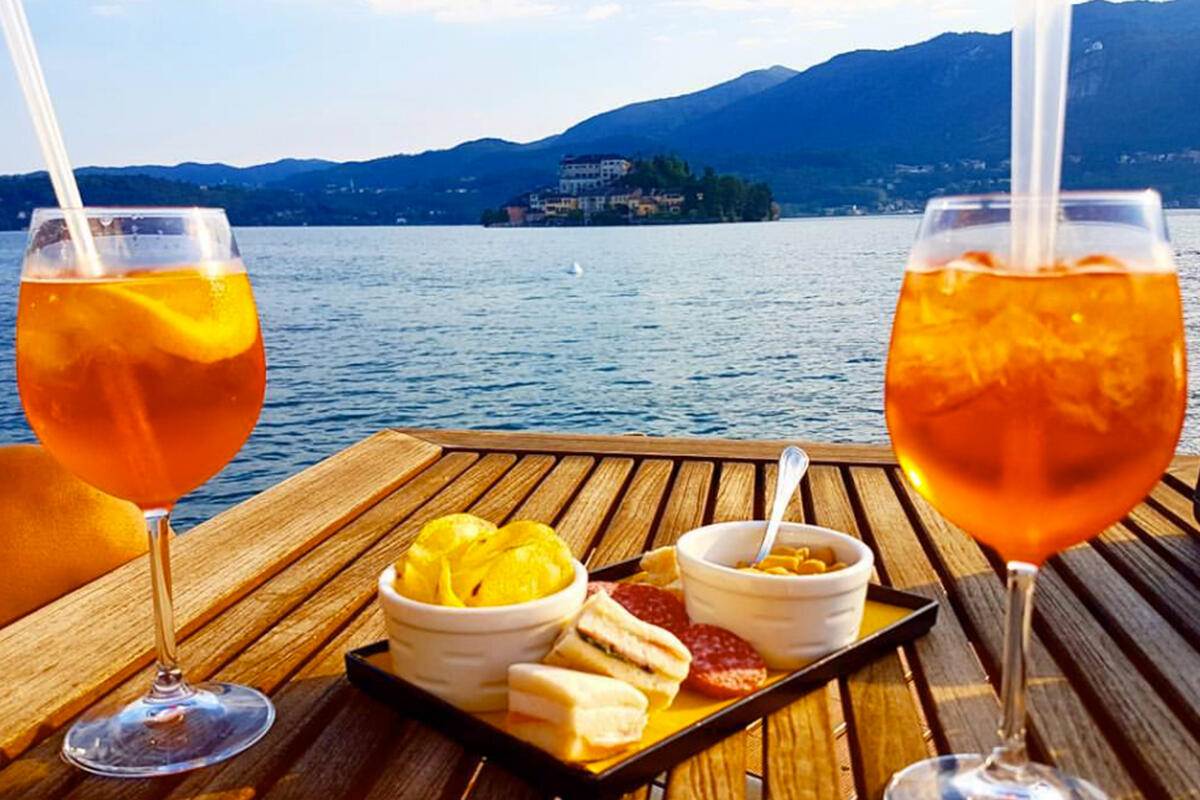 Коммерческая недвижимость 70м² в Вербания, Италия № 401974