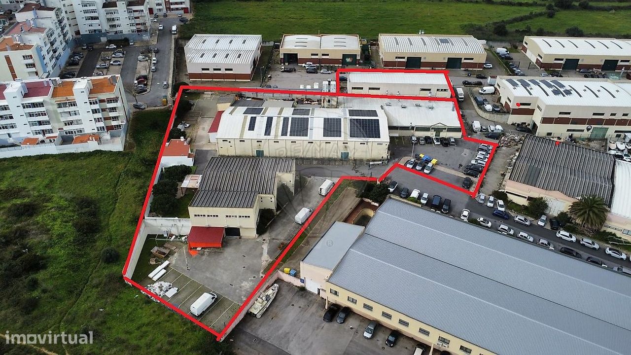 Entrepôt à Cascais, Portugal 3924m² No. 68238