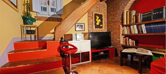 5 bedrooms House in Altopascio, Italy No. 117533 48