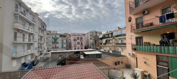 3-Zimmer Wohnung in Naples, Italy, Nr. 17865 5