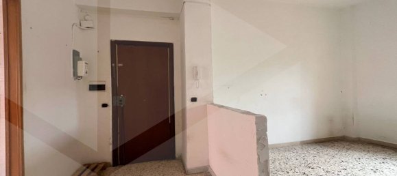 3-Zimmer Wohnung in Naples, Italy, Nr. 17865 26
