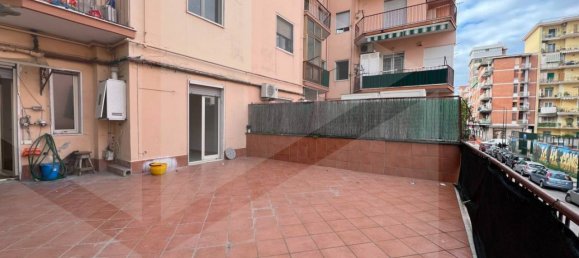 3-Zimmer Wohnung in Naples, Italy, Nr. 17865 6