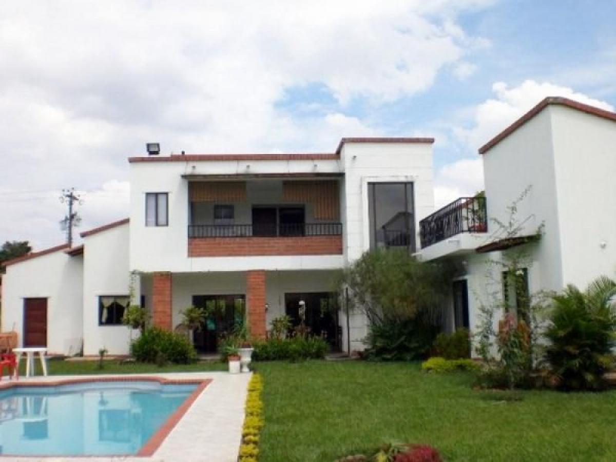 Дом с 5 спальнями в Валье дель Каука, Колумбия № 5774