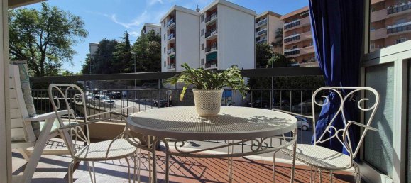 4 rooms Apartment in Trieste, Italy No. 271884 2