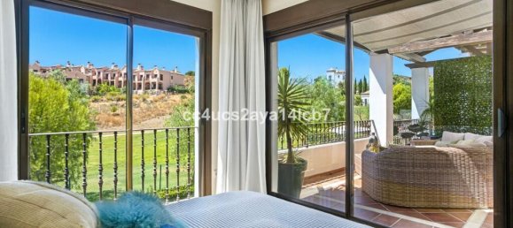 3 bedrooms Villa in Estepona, Spain No. 256420 32