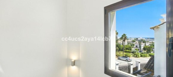 3 bedrooms Villa in Estepona, Spain No. 256420 40
