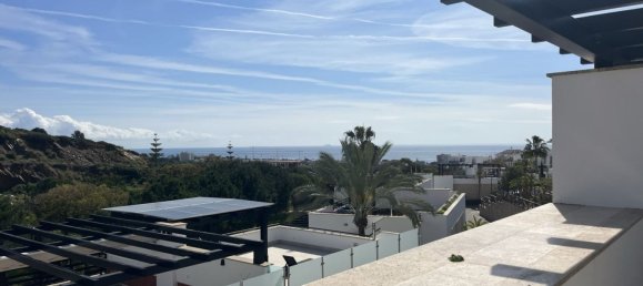 3 bedrooms Townhouse in Marbella, Spain No. 61933 7