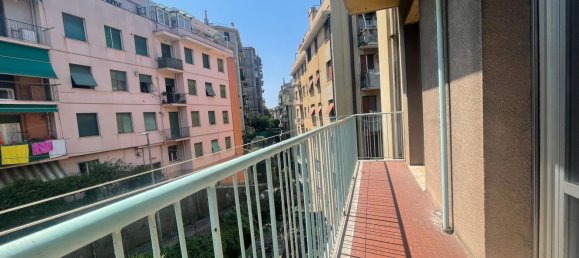 Apartamento de 4 habitaciónes en Genoa, Italy No. 238913 22