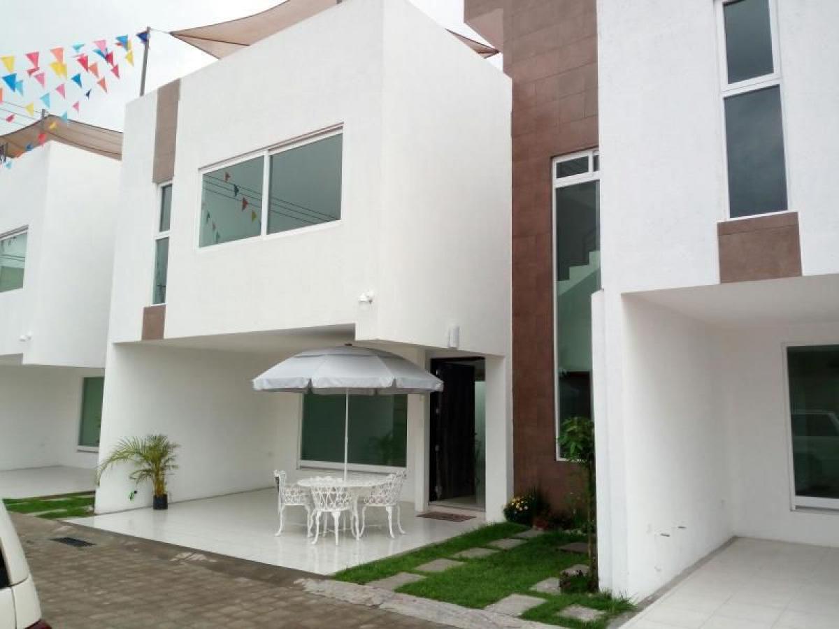 Casa de 3 dormitorios en Puebla, Mexico No. 167389