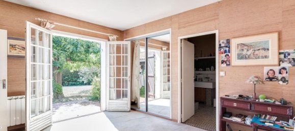 5 bedrooms House in Aubagne, France No. 277570 10