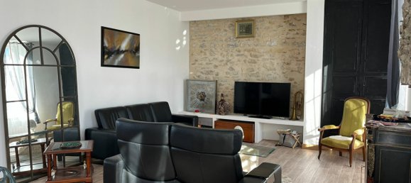 Casa T3 em Saint-Amand-Montrond, France N.º 152685 2