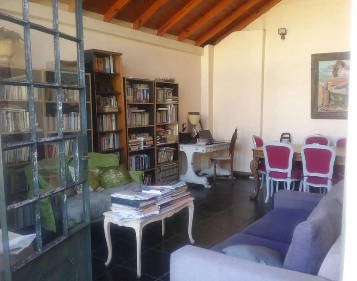 3 bedrooms House in Buenos Aires, Argentina No. 71405