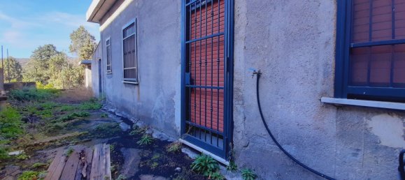 4 rooms House in Giarre, Italy No. 45588 11