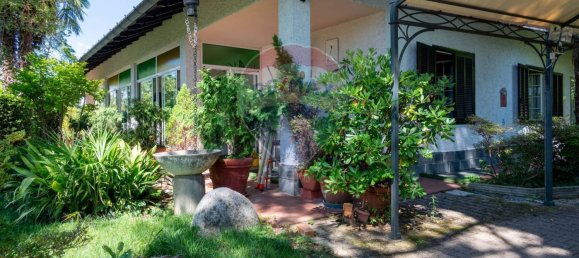 8 rooms Villa in Agrate Conturbia, Italy No. 297827 15