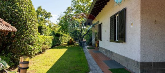8 rooms Villa in Agrate Conturbia, Italy No. 297827 10