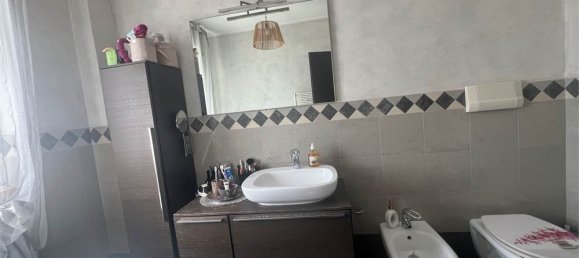 Propiedad comercial de 3 dormitorios en Martinengo, Italy No. 16624 32