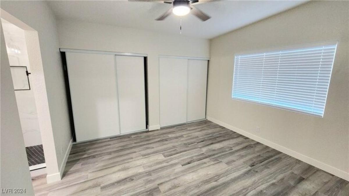 Дом с 3 спальнями в Лас Вегас, США № 371758