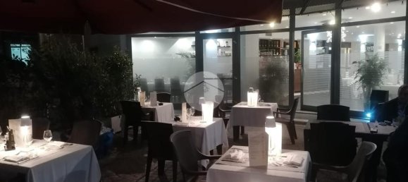 Imóvel comercial de 2 divisões em Cassino, Italy N.º 110137 13