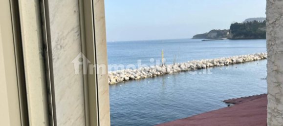 6 غرف نوم فيلا في Bacoli, Italy رقم 57446 45