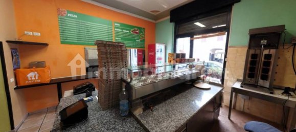 2 rooms Commercial property in Castellanza, Italy No. 238630 4