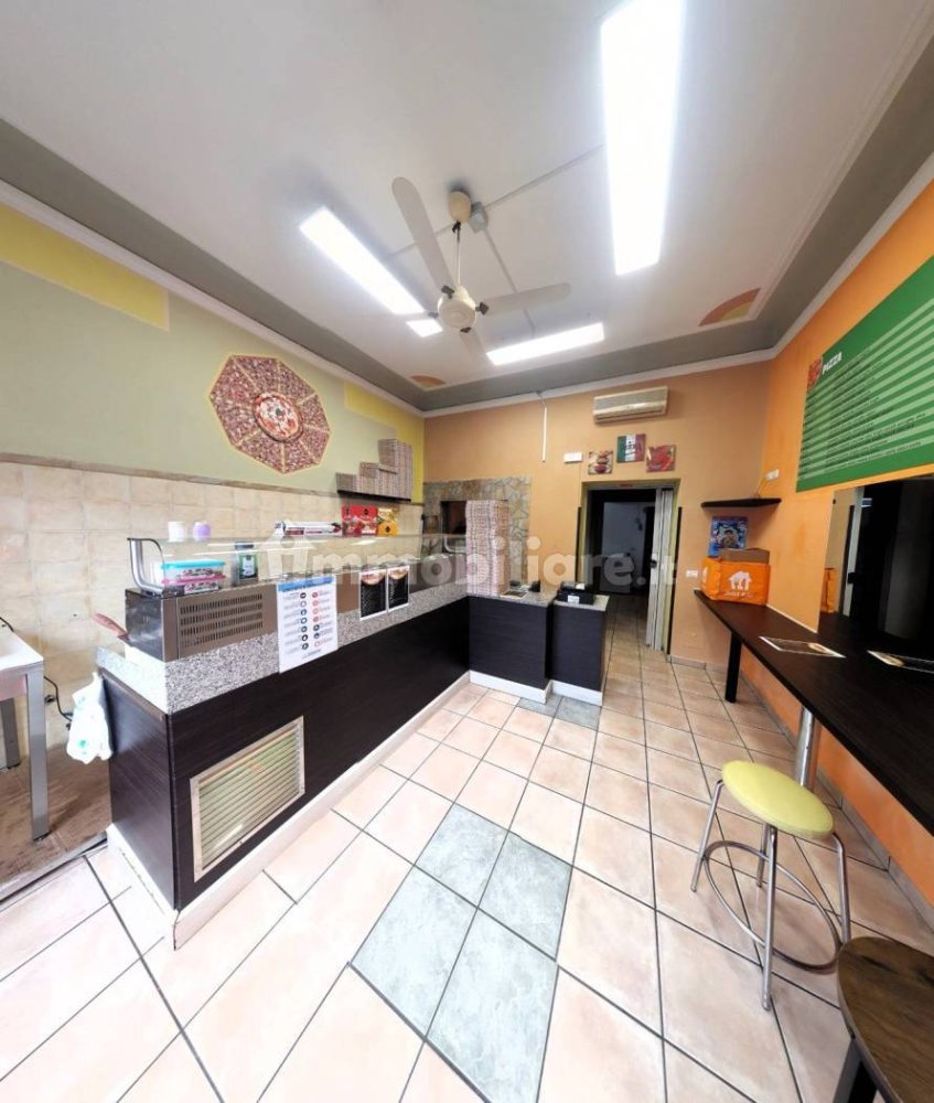 2 rooms Commercial property in Castellanza, Italy No. 238630