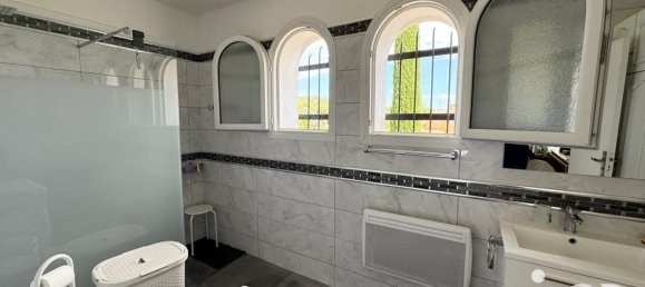 4 Schlafzimmer Villa in Montauroux, France, Nr. 287077 16