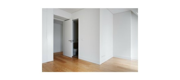 4 غرف نوم منزل ذو طابقين في Lisbon, Portugal رقم 115405 27