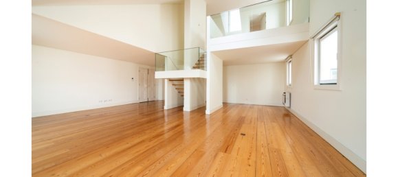 4 غرف نوم منزل ذو طابقين في Lisbon, Portugal رقم 115405 4