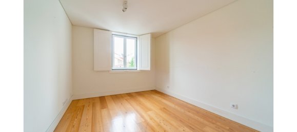 4 غرف نوم منزل ذو طابقين في Lisbon, Portugal رقم 115405 17