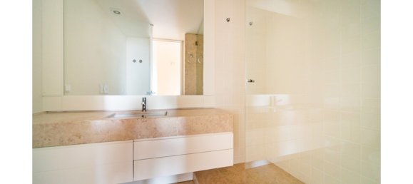 4 غرف نوم منزل ذو طابقين في Lisbon, Portugal رقم 115405 28