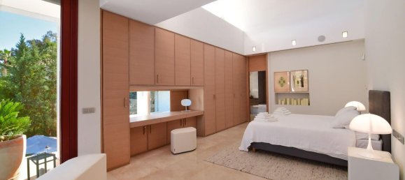 6 bedrooms House in Marbella, Spain No. 90949 11