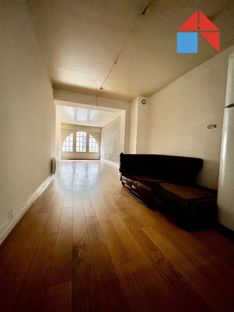 6-Zimmer Gebäude in Epinal, France, Nr. 243430