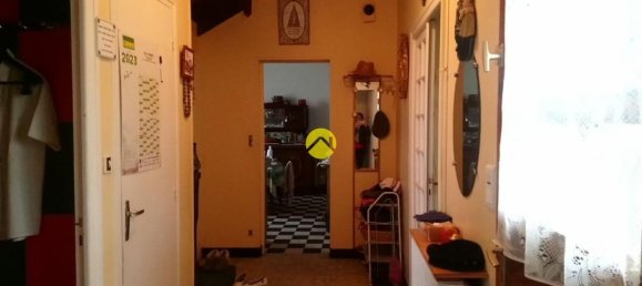 4 bedrooms Villa in Saint-Amand-Montrond, France No. 221426 4