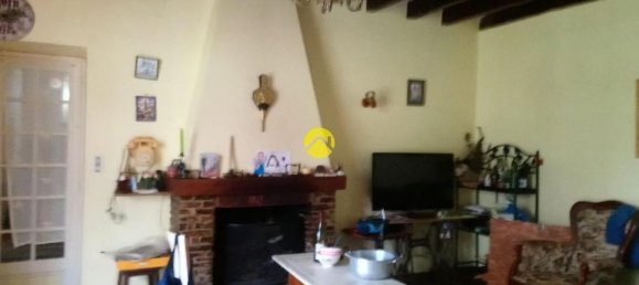 4 bedrooms Villa in Saint-Amand-Montrond, France No. 221426 12