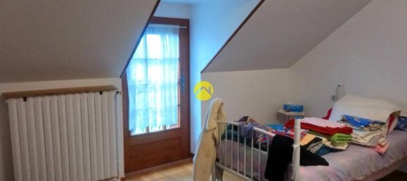 4 bedrooms Villa in Saint-Amand-Montrond, France No. 221426 20