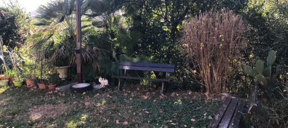 Дом с 8 комнатами в Пезаро э Урбино, Италия № 75565 36