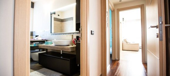 2 bedrooms Apartment in Canegrate, Italy No. 75233 28