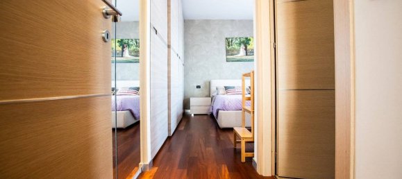 2 bedrooms Apartment in Canegrate, Italy No. 75233 20