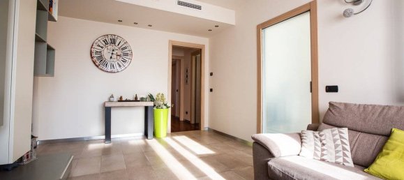 2 bedrooms Apartment in Canegrate, Italy No. 75233 8