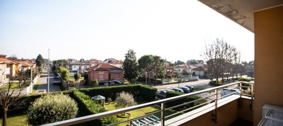 2 bedrooms Apartment in Canegrate, Italy No. 75233 46