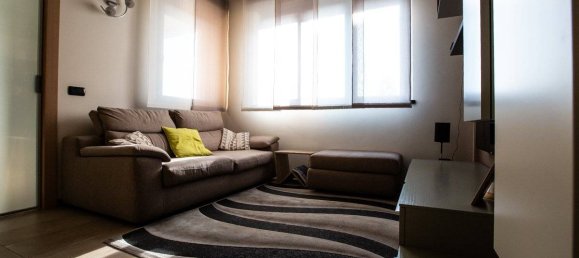 2 bedrooms Apartment in Canegrate, Italy No. 75233 6