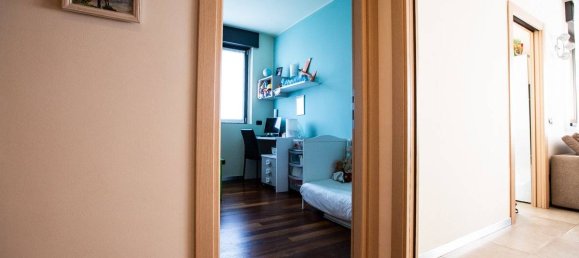 2 bedrooms Apartment in Canegrate, Italy No. 75233 31