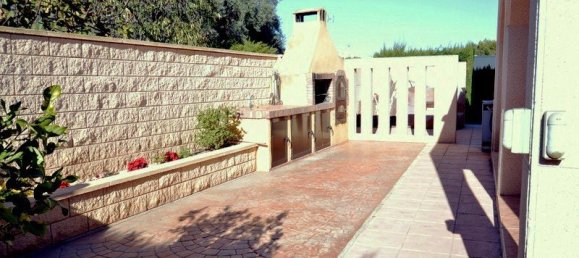 5 bedrooms Villa in Torrevieja, Spain No. 8256 11