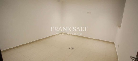 165m² Office in Gzira, Malta No. 13003 5