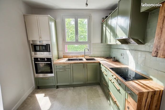 3 bedrooms Apartment in Sainte-Genevieve-des-Bois, France No. 279152