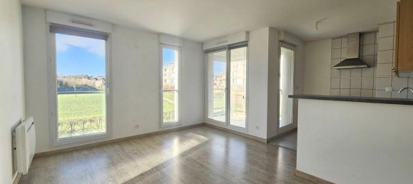 Квартира с 2 спальнями в Туркуэн, Франция № 80461 3